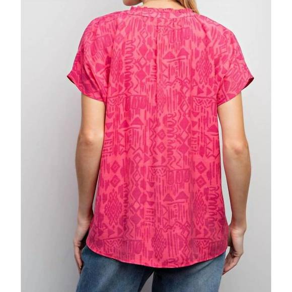 NEW EASEL the peach blossom top - plus in coral pink - Picture 2 of 4